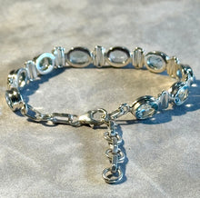 Load image into Gallery viewer, Blue topaz bracelet