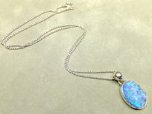 Load image into Gallery viewer, Oval Blue Paraiba Tourmaline Gemstone Necklace