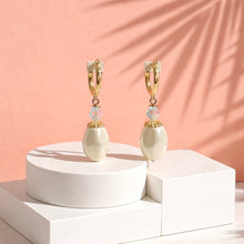 Load image into Gallery viewer, Cream mother of pearl drop gold filled earrings