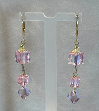 Load image into Gallery viewer, Crystal drop earrings