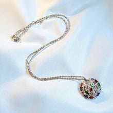 Load image into Gallery viewer, Crystal pendant necklace