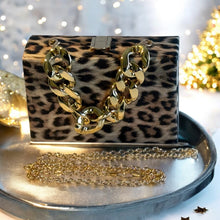 Load image into Gallery viewer, Ladies evening bag in animal print