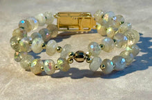 Load image into Gallery viewer, Handmade woven cuff chalcedony bracelet in gold