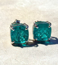 Load image into Gallery viewer, Green Paraiba Tourmaline stud earrings