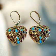 Load image into Gallery viewer, Heart drop earrings in gold