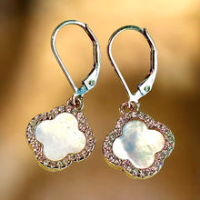 Load image into Gallery viewer, Mother Of Pearl Clover Leaf Earrings