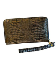 Load image into Gallery viewer, Italian leather Wallet snake print bag for women