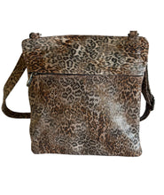 Load image into Gallery viewer, Animal print leather bag