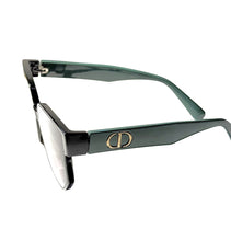 Load image into Gallery viewer, Ladies green sunglasses
