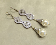 Load image into Gallery viewer, Long crystal drop earrings for wedding