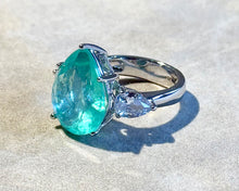 Load image into Gallery viewer, Mint Green Paraiba Tourmaline ring