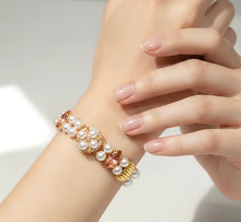 Load image into Gallery viewer, Pearl and pink crystal bracelet