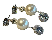 Load image into Gallery viewer, Pearl and crystal drop earrings