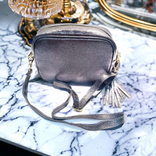 Load image into Gallery viewer, Metallic silver Italian leather crossover bag
