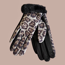Load image into Gallery viewer, Trendy leopard print ladies gloves