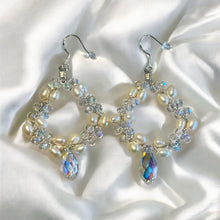 Load image into Gallery viewer, White pearl and crystal earrings