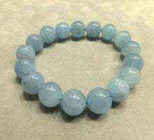 Load image into Gallery viewer, Aquamarine stretch beaded bracelet