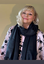 Load image into Gallery viewer, Long black cashmere scarf for ladies