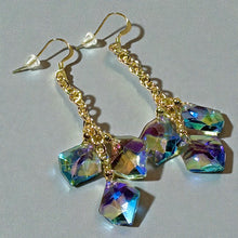Load image into Gallery viewer, Crystal drop earrings