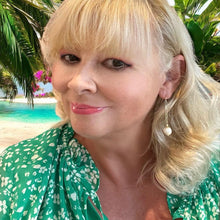 Load image into Gallery viewer, Long white drop pearl earrings in gold