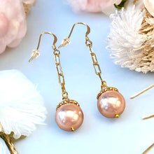 Load image into Gallery viewer, Long golden pink pearl earrings