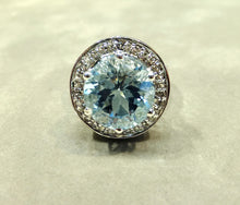Load image into Gallery viewer, Round bold Blue topaz gemstone ring