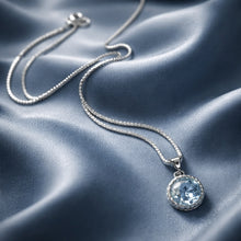 Load image into Gallery viewer, Sterling silver blue topaz neckalce