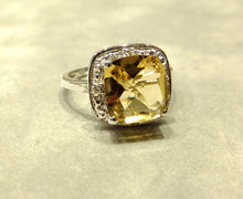 Load image into Gallery viewer, Citrine gemstone ring