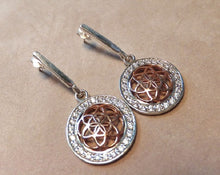 Load image into Gallery viewer, Two tone circle earrings in sterling silver and Rose Gold