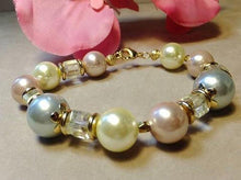 Load image into Gallery viewer, mother of pearl bracelet
