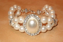 Load image into Gallery viewer, Mother of Pearl and Swarovski Crystal Woven Bracelet - butlercollection