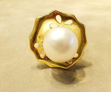Load image into Gallery viewer, Natural white pearl ring