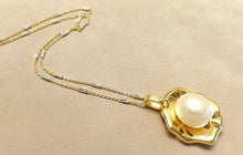 Load image into Gallery viewer, Natural white pearl necklace