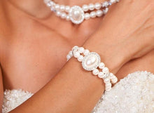 Load image into Gallery viewer, Mother of Pearl and Swarovski Crystal Woven Bracelet - butlercollection