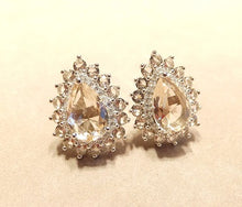 Load image into Gallery viewer, Pink topaz gemstone stud earrings