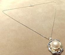 Load image into Gallery viewer, Natural white pearl necklace
