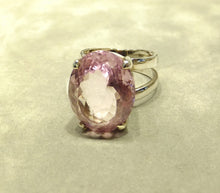 Load image into Gallery viewer, side view of pink amethyst bold ring
