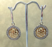 Load image into Gallery viewer, Two tone circle earrings in sterling silver and Rose Gold