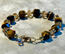 Load image into Gallery viewer, Brown tiger eye gemstone bracelet

