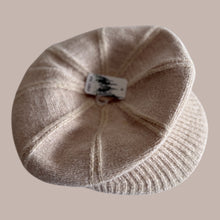 Load image into Gallery viewer, Cream ladies winter hat
