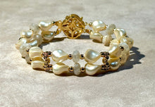 Load image into Gallery viewer, Crystal and pearl  beaded golden bracelet
