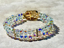 Load image into Gallery viewer, Crystal beaded bracelet in gold
