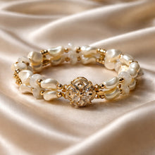 Load image into Gallery viewer, Golden pearl and crystal beaded bracelet

