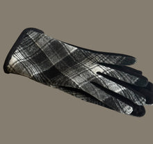 Load image into Gallery viewer, Grey and black plaid winter glove
