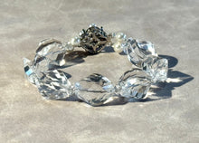 Load image into Gallery viewer, Rock crystal quartz bracelet with pearl clasp
