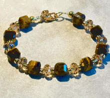 Load image into Gallery viewer, Tiger eye gemstone bracelet
