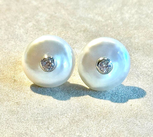 White Pearl Stud earrings with topaz gemstones