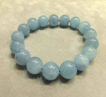Load image into Gallery viewer, Aquamarine stretch beaded bracelet
