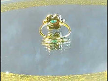 Load and play video in Gallery viewer, Flower emerald and gold ring
