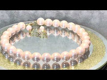 Load and play video in Gallery viewer, Mother of pearl necklce
